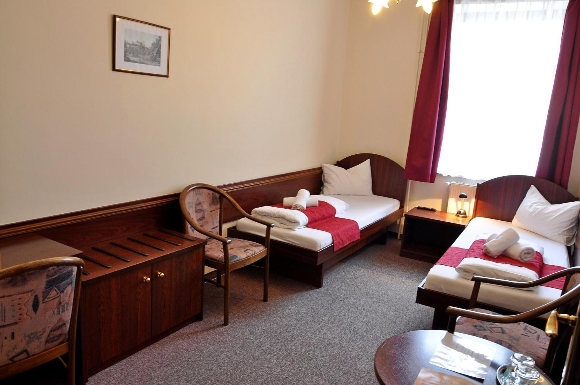 Hotel U Bileho Kone Loket Værelse billede